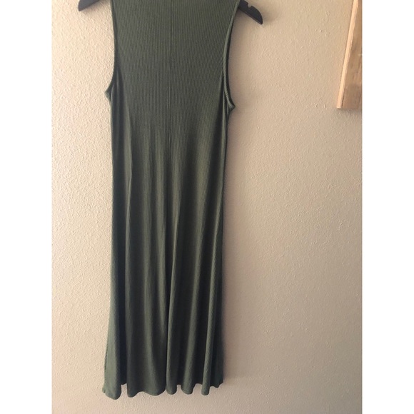 Button Down Midi Dress - Picture 5 of 6